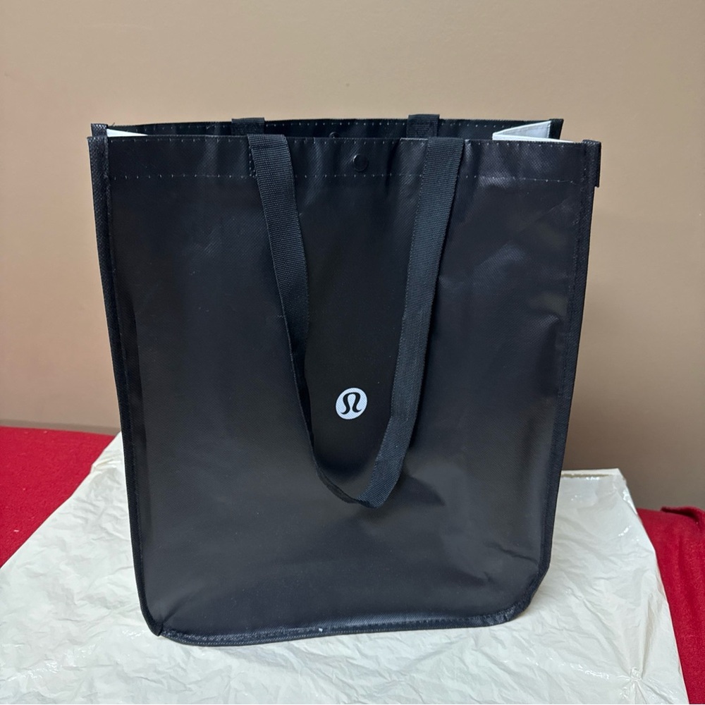 Lululemon Reusable Large Shopping Tote Bag Black White 16x14x6” Snap Closure
